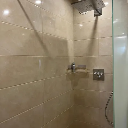 Prestige Apartment *